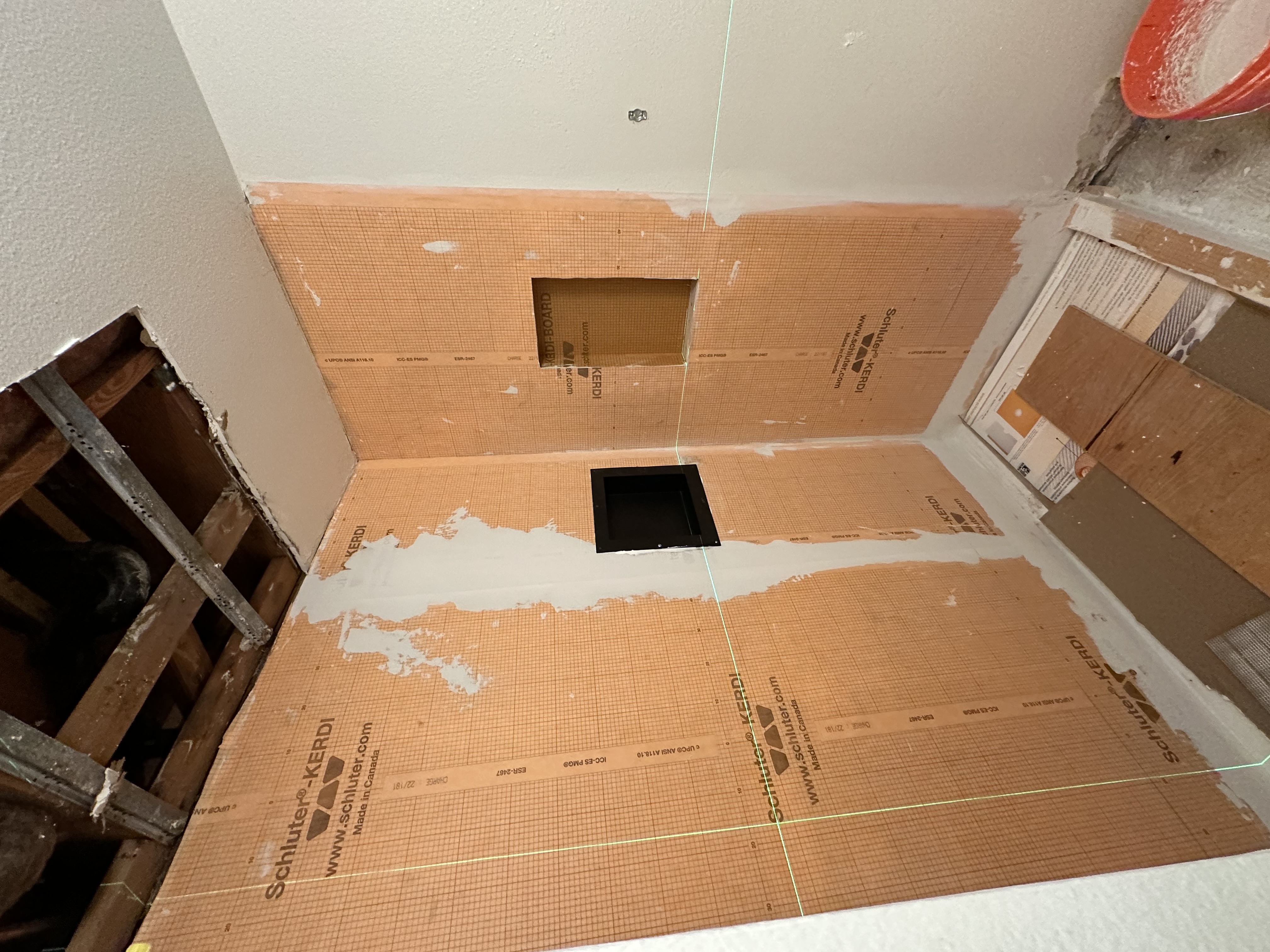 Bathroom waterproofing contractor